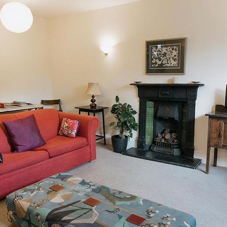 Sunnyside Apartment - Spacious 2 Bedroom Ground Floor With Free Parking In Kendal, Cumbria Exterior photo