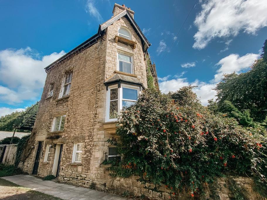 Sunnyside Apartment - Spacious 2 Bedroom Ground Floor With Free Parking In Kendal, Cumbria Exterior photo